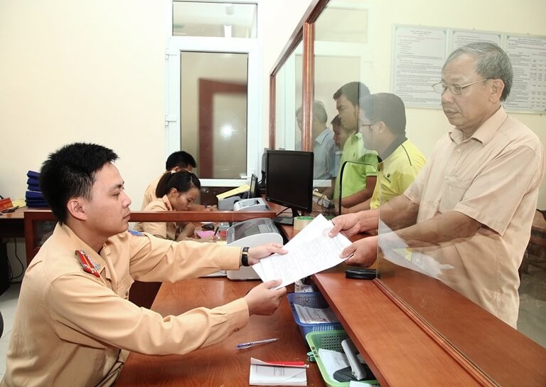 dich vu sang ten xe oto nhanh chong gia re
